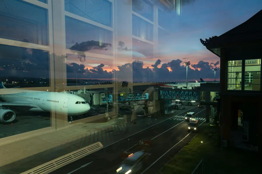 Luxury vehicle for Athens International Airport transfers — meet and greet at ATH